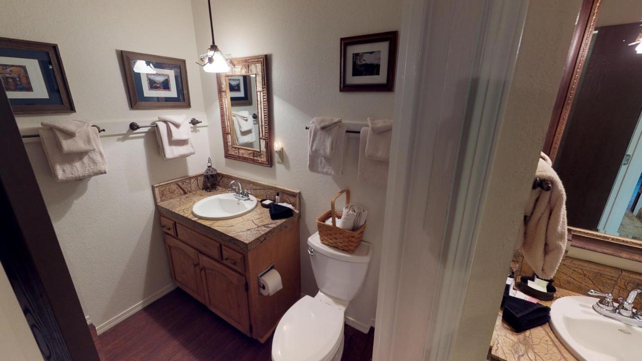 Claim Jumper 8 Townhouse With High Speed Wifi Leilighet Red River Eksteriør bilde