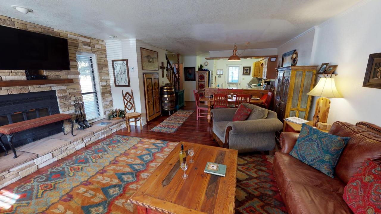 Claim Jumper 8 Townhouse With High Speed Wifi Leilighet Red River Eksteriør bilde