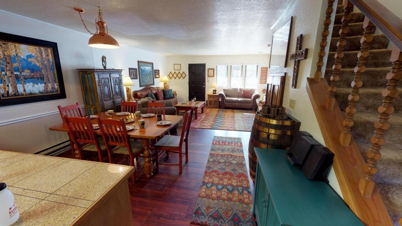 Claim Jumper 8 Townhouse With High Speed Wifi Leilighet Red River Eksteriør bilde